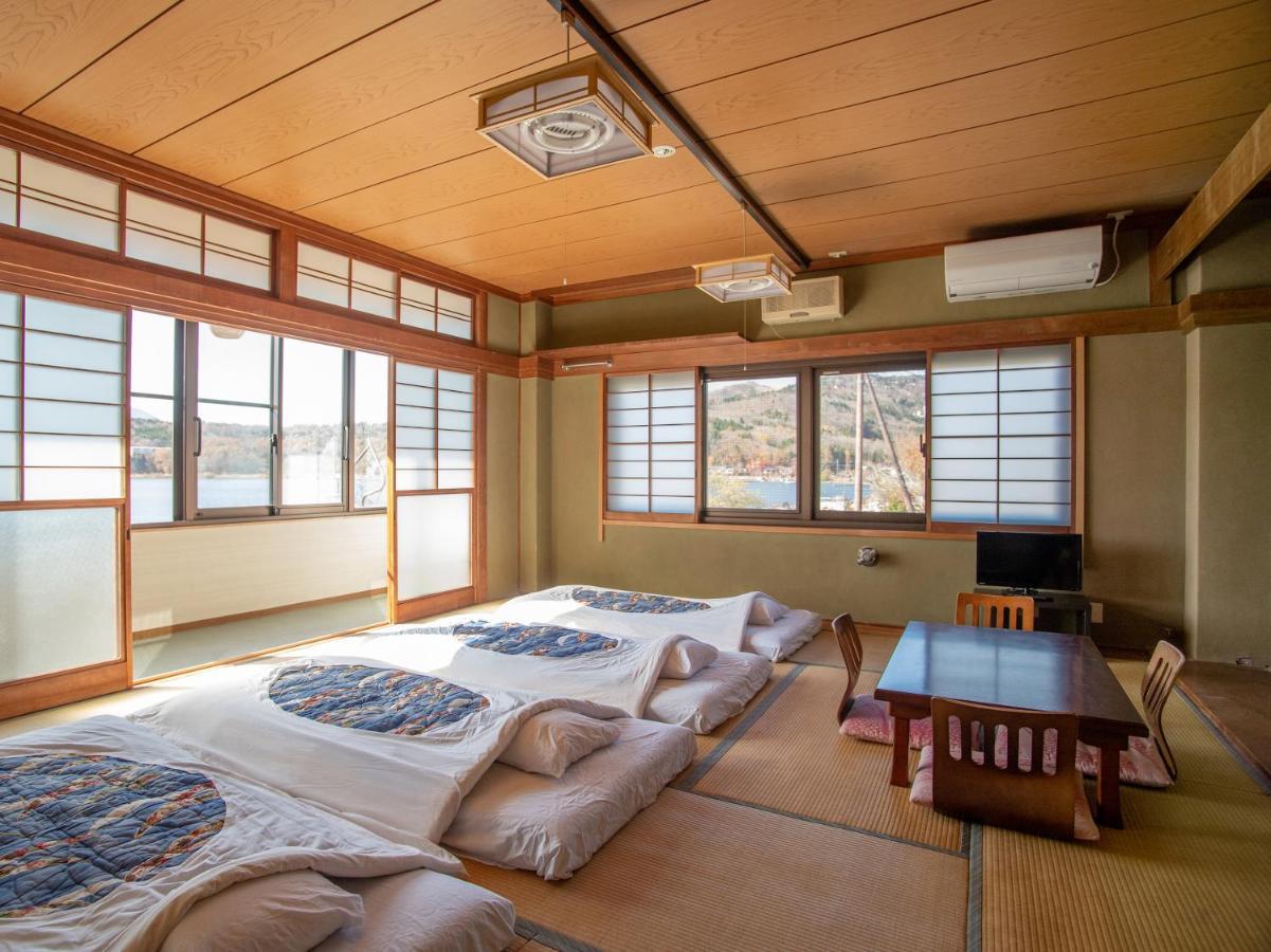 Tabist Lakeside In Fujinami Yamanakako Bagian luar foto